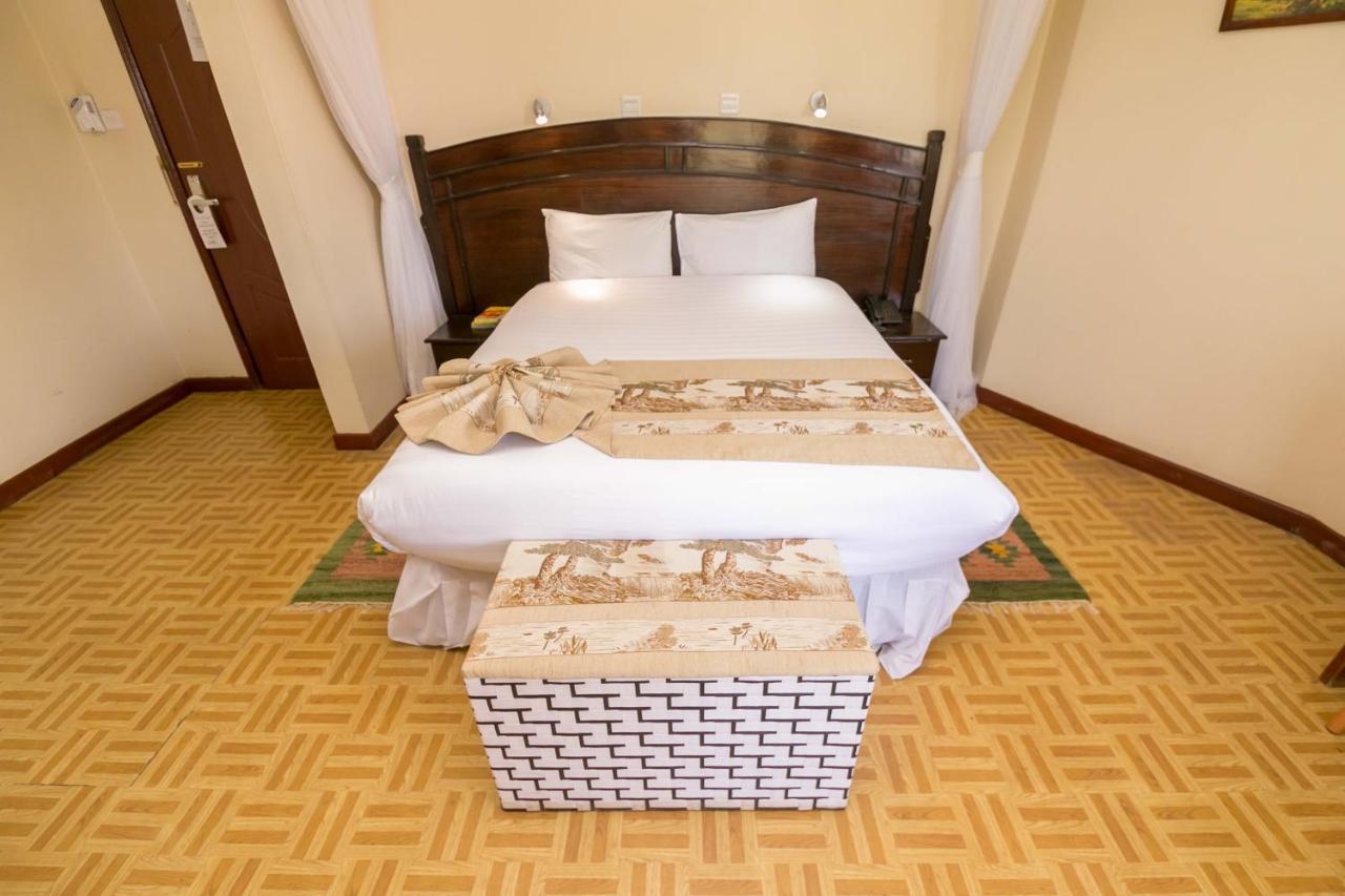 Fahari Gardens Hotel Найроби Екстериор снимка