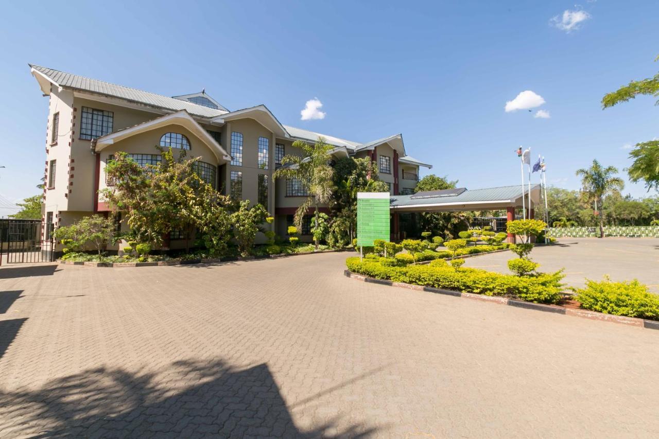 Fahari Gardens Hotel Найроби Екстериор снимка