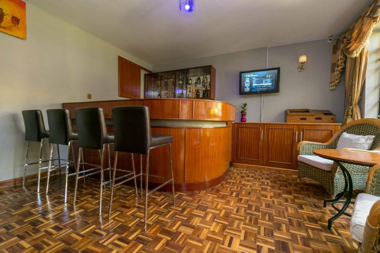 Fahari Gardens Hotel Найроби Екстериор снимка